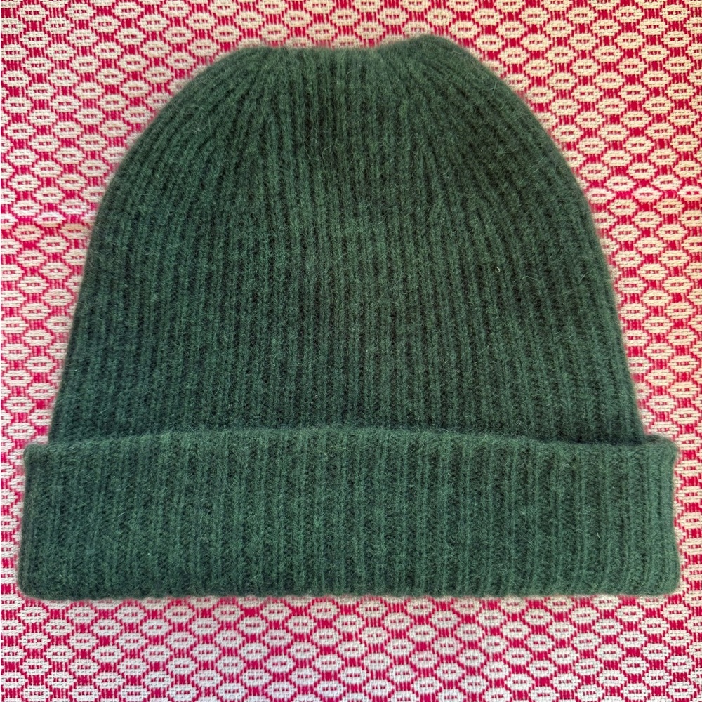 White + Warren Forest Green Cashmere Beanie